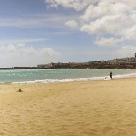 Luxury Beach Front Apartmentos Tahiche Costa Teguise Esterno foto