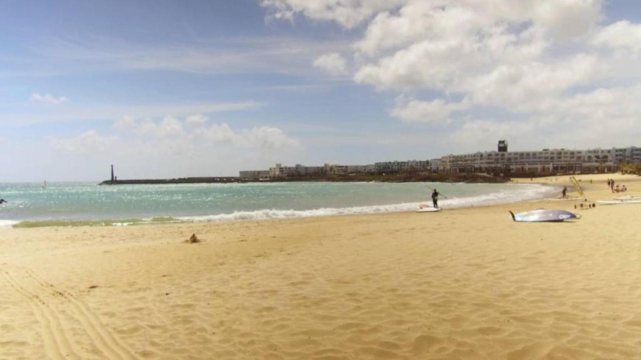 Luxury Beach Front Apartmentos Tahiche Costa Teguise Esterno foto
