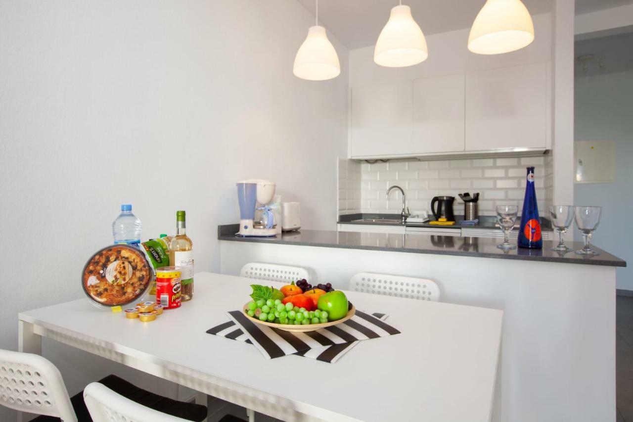 Luxury Beach Front Apartmentos Tahiche Costa Teguise Esterno foto