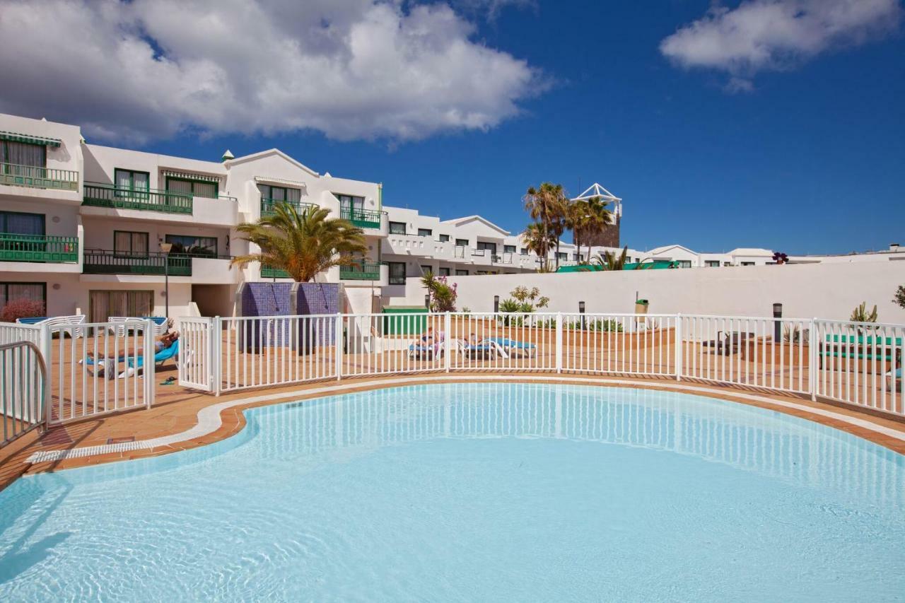 Luxury Beach Front Apartmentos Tahiche Costa Teguise Esterno foto