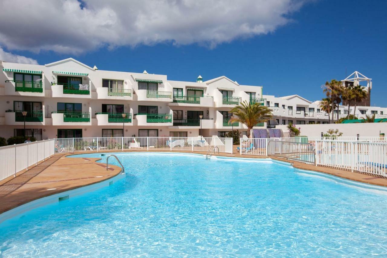 Luxury Beach Front Apartmentos Tahiche Costa Teguise Esterno foto